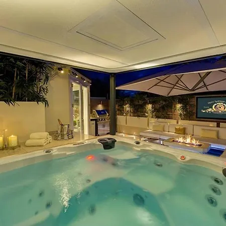 Apartment Centrally Located Apartment *