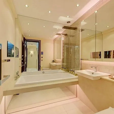 Centrally Located Apartment Apartment